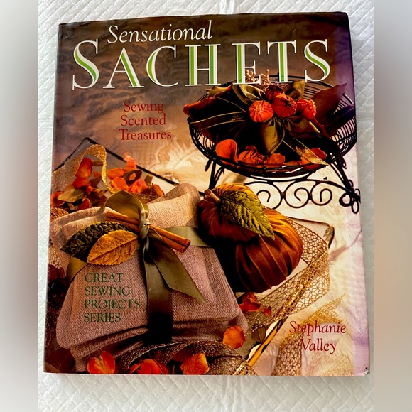 Sensational sachets, sewing projects - Picture 1 of 2